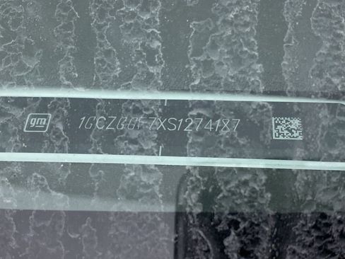 New 2025 Chevrolet Express 3500 w/ Driver Convenience Package image 13