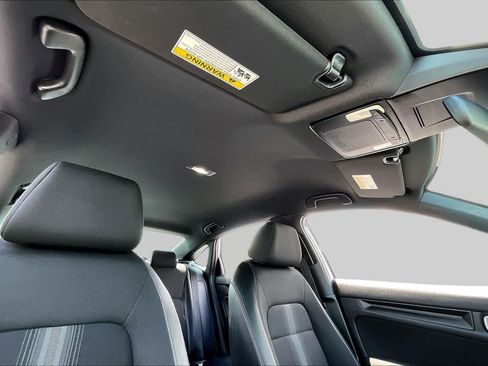 Used 2023 Honda Civic Sport image 14