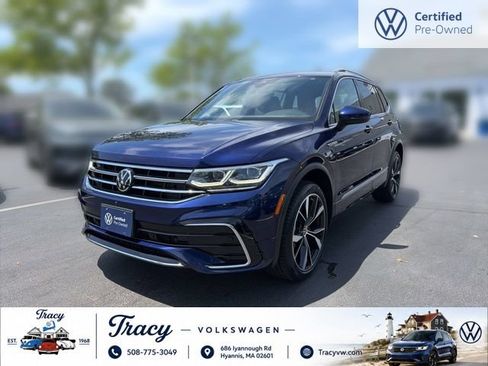 Used 2022 Volkswagen Tiguan SEL R-Line AWD/4WD image 4
