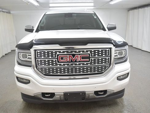 Used 2017 GMC Sierra 1500 Denali w/ Denali Ultimate Package image 3