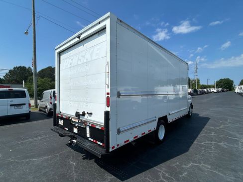 Used 2021 GMC Savana 3500 Extended w/ Power Convenience Package RWD image 7