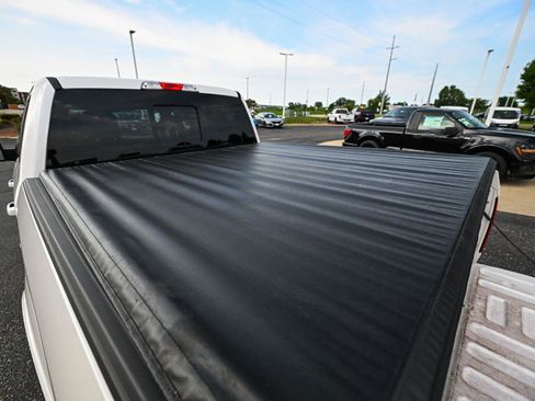 Used 2019 Ford F150 Lariat w/ Trailer Tow Package AWD/4WD image 16