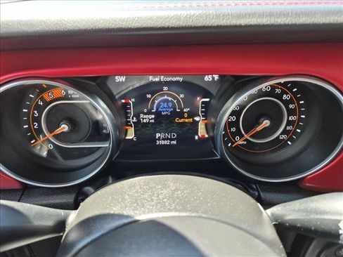 Used 2023 Jeep Wrangler Unlimited Rubicon w/ Steel Bumper Group AWD/4WD image 11