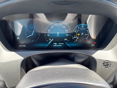Used 2018 Jaguar F-PACE R-Sport AWD/4WD image 10