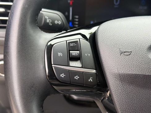 Used 2024 Ford Escape Active AWD/4WD image 29