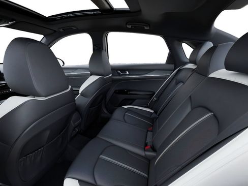 New 2026 Kia K5 GT-Line FWD image 18