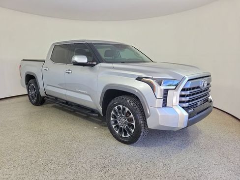 Used 2023 Toyota Tundra Limited AWD/4WD image 4