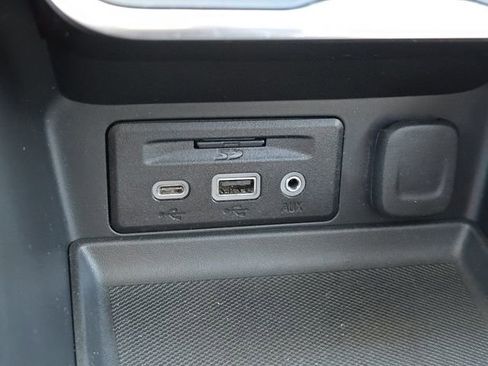 Used 2020 GMC Terrain SLE w/ Driver Convenience Package image 32