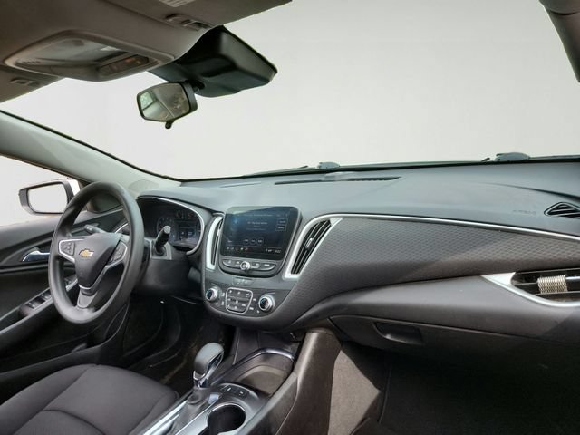Used 2022 Chevrolet Malibu LT FWD image 21