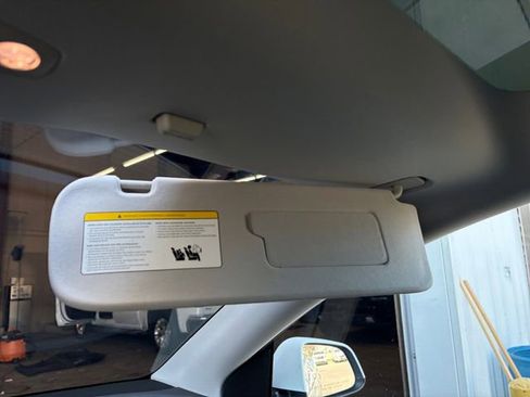 Used 2024 Tesla Model Y Long Range image 11