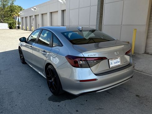 Certified 2025 Honda Civic Sport image 5