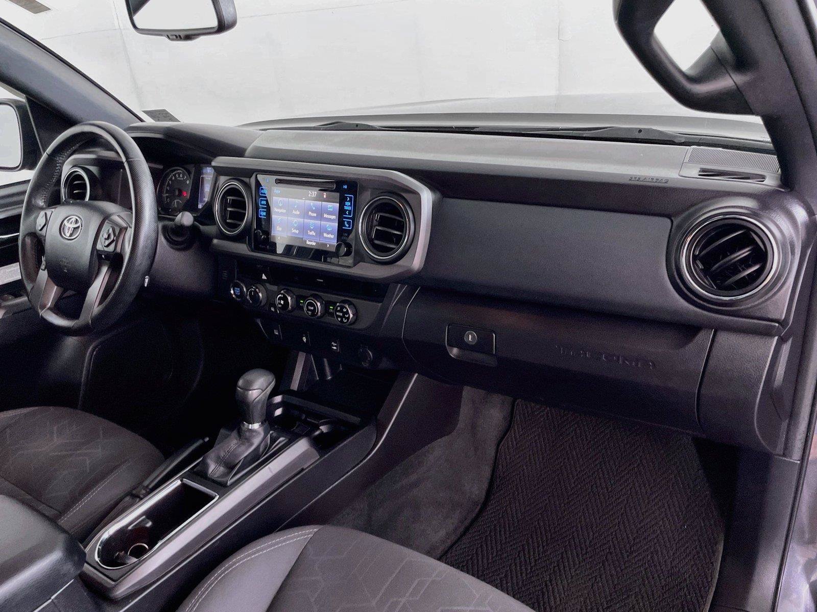 Used 2016 Toyota Tacoma TRD Off-Road w/ Towing Package AWD/4WD image 30