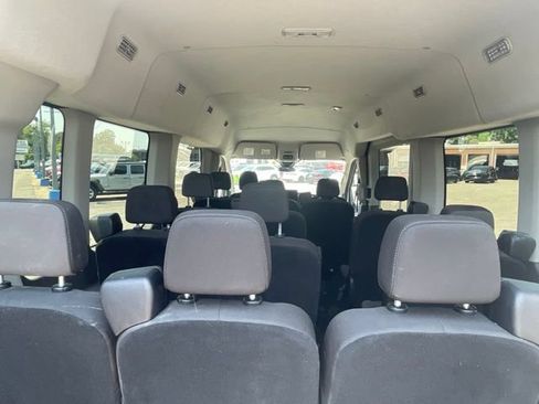 Used 2025 Ford Transit 350 XLT RWD image 19