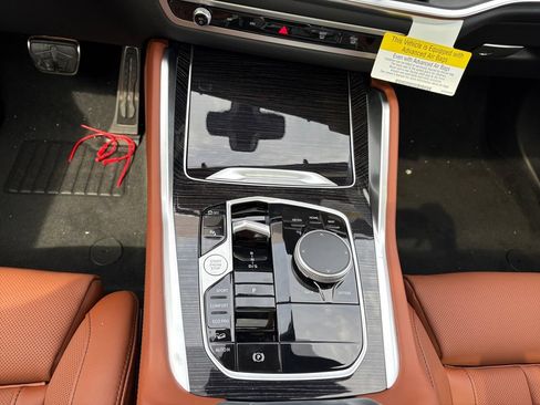 New 2027 BMW X6 xDrive40i AWD/4WD image 11