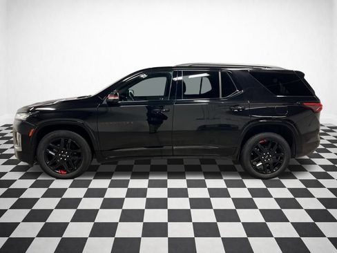 Certified 2023 Chevrolet Traverse Premier w/ Redline Edition image 2