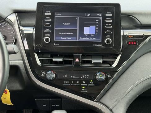 Certified 2024 Toyota Camry SE image 17