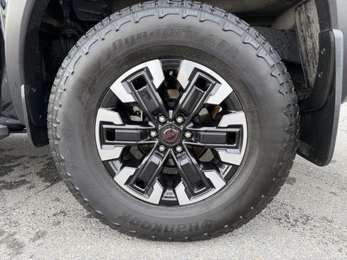 Used 2024 Nissan Frontier PRO-4X w/ Technology Package image 24