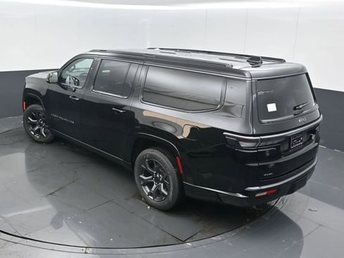 New 2026 Jeep Grand Wagoneer L Limited w/ Premium Group II image 41