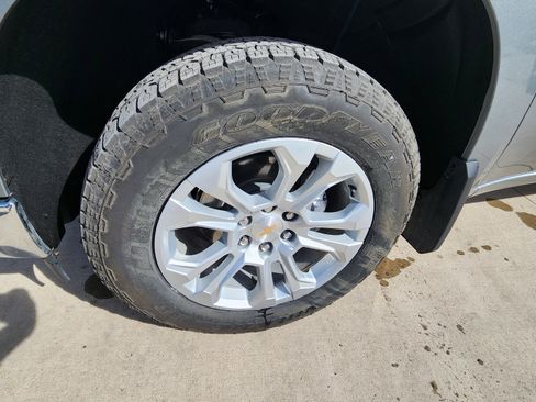 Used 2025 Chevrolet Silverado 1500 LTZ w/ LTZ Premium Package image 10