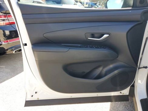 Certified 2026 Hyundai Tucson SE image 14