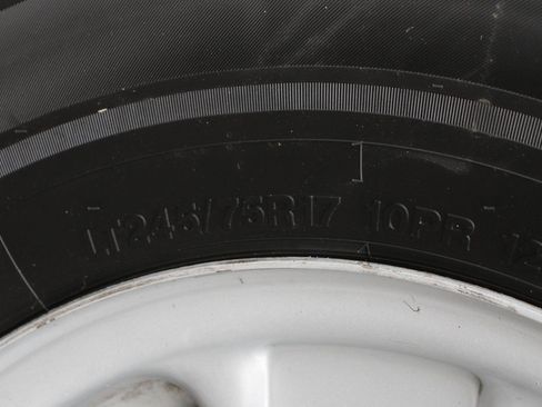 Used 2017 Chevrolet Silverado 2500 W/T image 31