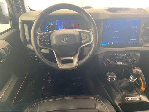 Used 2021 Ford Bronco Badlands image 18