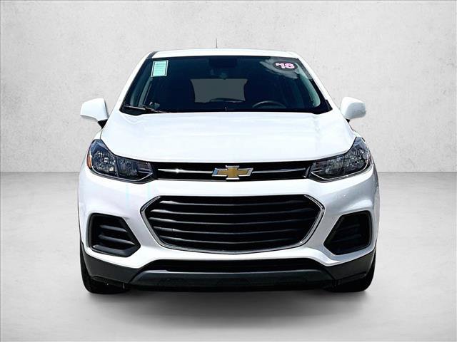 Used 2018 Chevrolet Trax LS FWD image 3