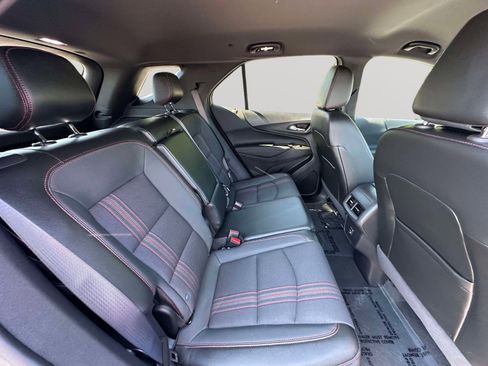 Used 2024 Chevrolet Equinox RS FWD image 29