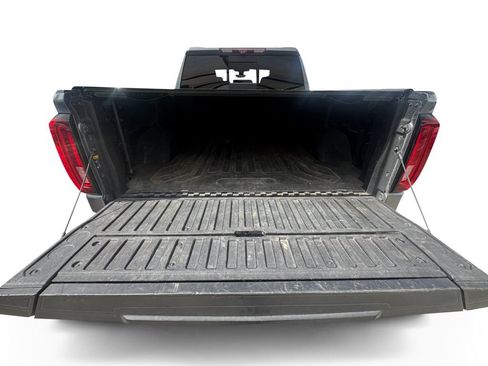Used 2021 GMC Sierra 1500 AT4 w/ AT4 Value Package AWD/4WD image 19