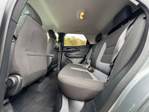 Used 2025 Chevrolet TrailBlazer LT image 21