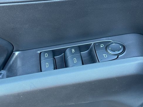 Used 2026 Chevrolet Colorado LT image 13