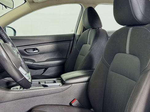 Used 2021 Nissan Sentra SV FWD image 9