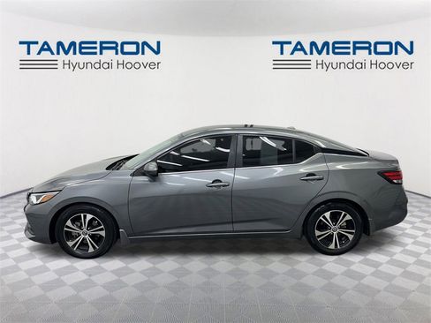 Used 2020 Nissan Sentra SV image 2