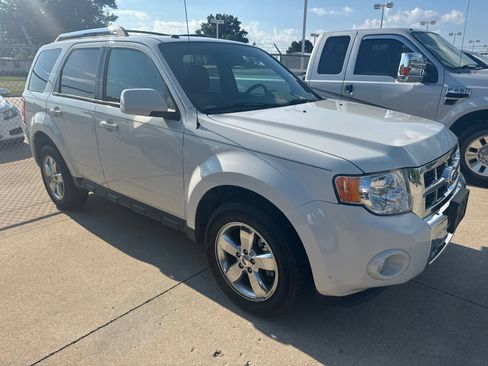 Used 2012 Ford Escape Limited AWD/4WD image 3