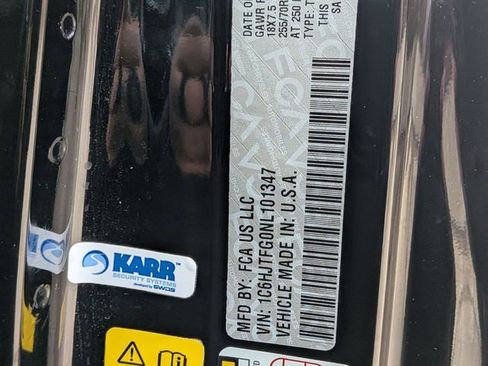 Used 2022 Jeep Gladiator Overland w/ Popular Equipment Package image 33