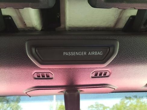 Used 2020 Jeep Wrangler Sport AWD/4WD image 21