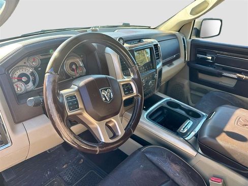 Used 2018 RAM 1500 Laramie Longhorn image 9