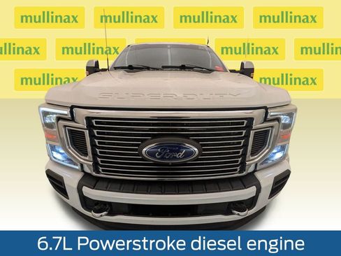 Certified 2022 Ford F450 Platinum w/ FX4 Off-Road Package image 14