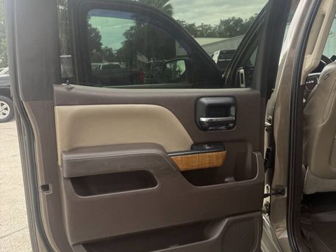 Used 2014 GMC Sierra 1500 SLT w/ SLT Crew Cab Value Package AWD/4WD image 27