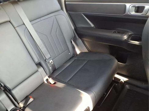 Used 2024 Hyundai Santa Fe SEL FWD image 17
