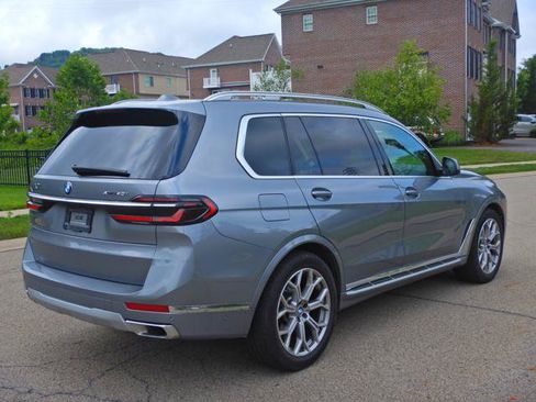 Used 2026 BMW X7 xDrive40i w/ Premium Package AWD/4WD image 4