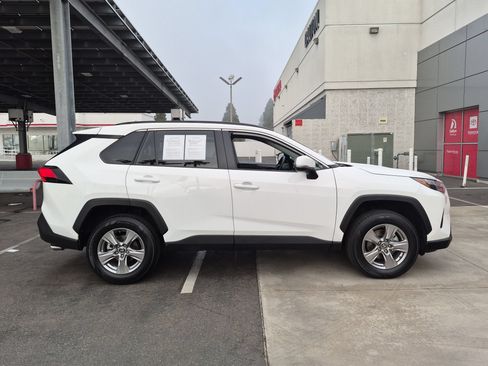 Certified 2025 Toyota RAV4 XLE AWD/4WD image 5