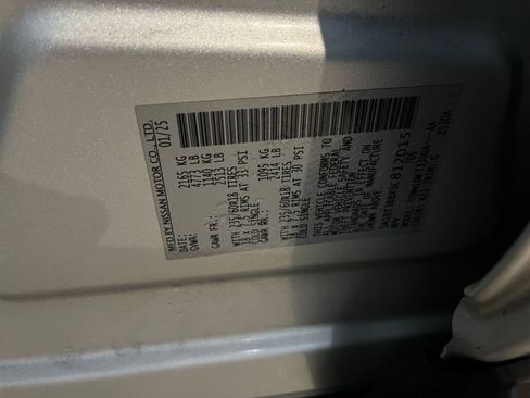 Used 2025 Nissan Rogue SV image 30