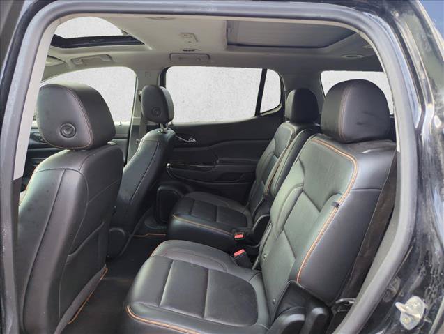 Used 2022 GMC Acadia AT4 w/ Technology Package AWD/4WD image 17