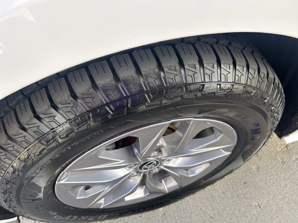 Certified 2022 Toyota Sienna LE FWD image 22