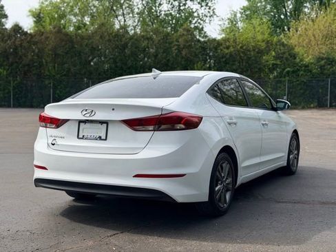 Used 2018 Hyundai Elantra Value Edition w/ Cargo Package FWD image 3