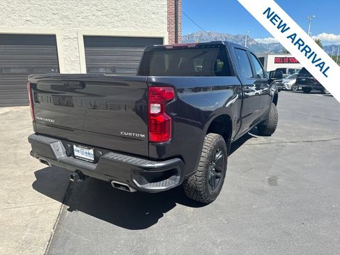 Used 2024 Chevrolet Silverado 1500 Custom Trail Boss AWD/4WD image 7