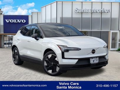 New 2025 Volvo EX30 Plus w/ Climate Package