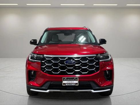 Used 2025 Ford Explorer Platinum w/ Ultimate Package AWD/4WD image 19