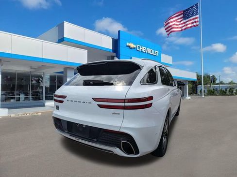 Used 2023 Genesis GV70 2.5T w/ Advanced Package AWD/4WD image 3